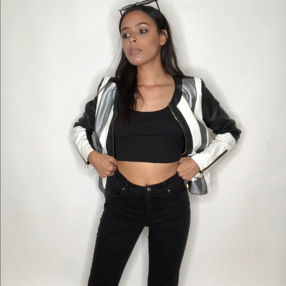 Colorblock faux leather jacket🌟